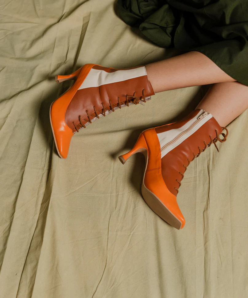 Bowie Life on Mars - Image 3