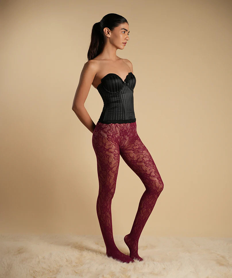 Elizabeth Lace Stockings - Maroon - Image 4
