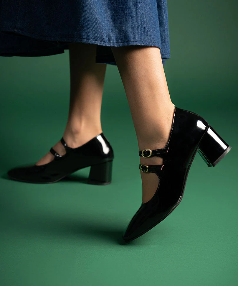 Kelly Rear Window - Image 6