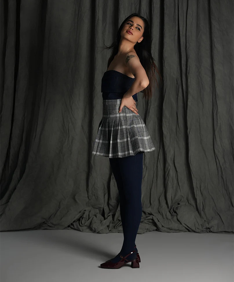 Navy Cableknit Stockings - Image 5